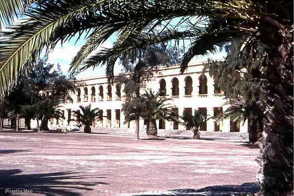 119 - AERODROMES ET BASES 1945-1962-1-BLIDA BA 140 (18).jpg